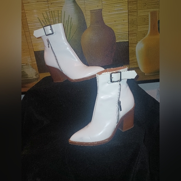 Ladies high heel ankle boots - Picture 1 of 12